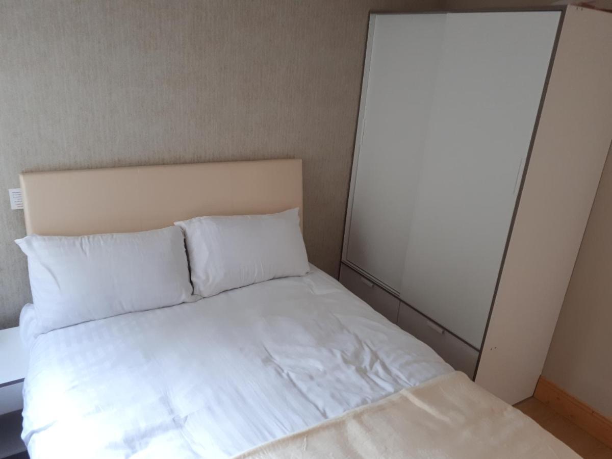 One double bedroom flat Dublin Extérieur photo